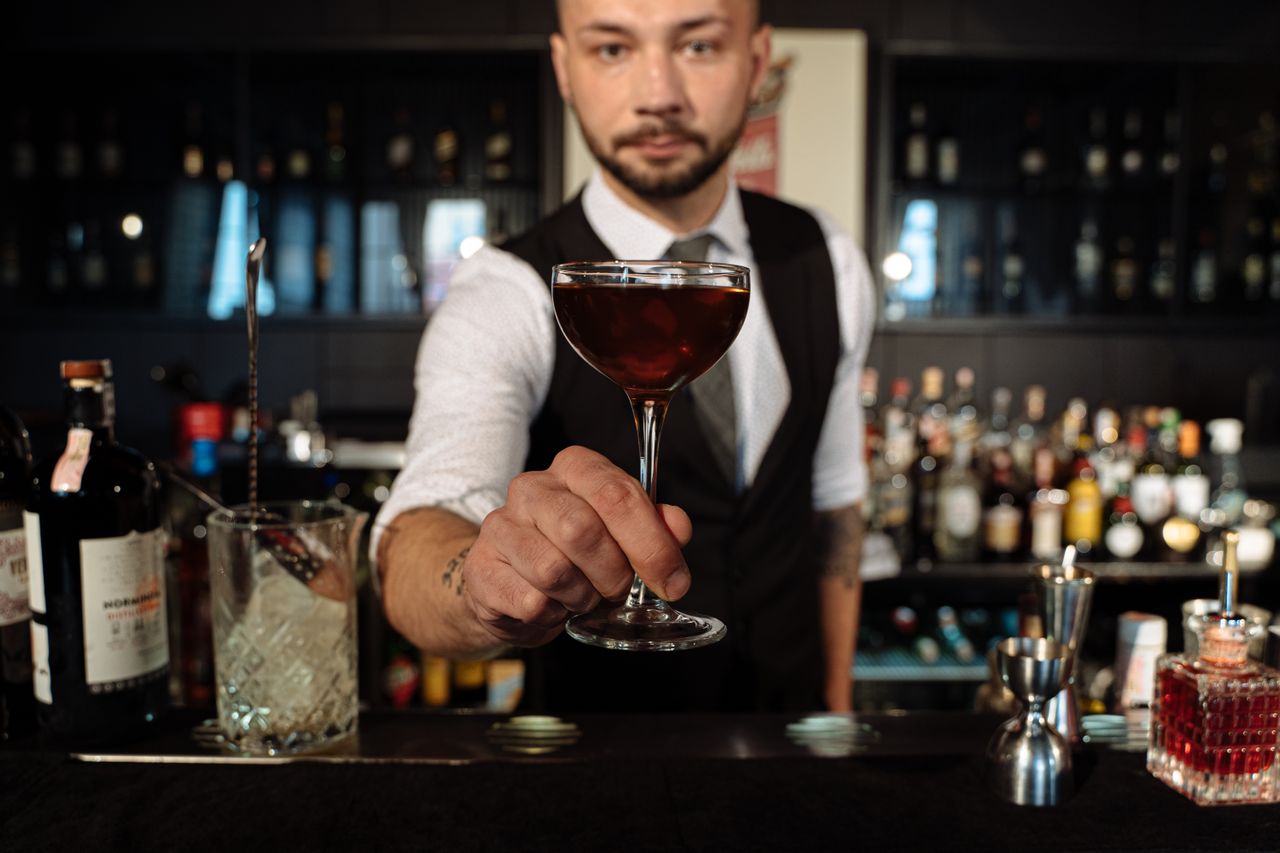 Cost to Hire Bartenders for an Office Party in Toronto